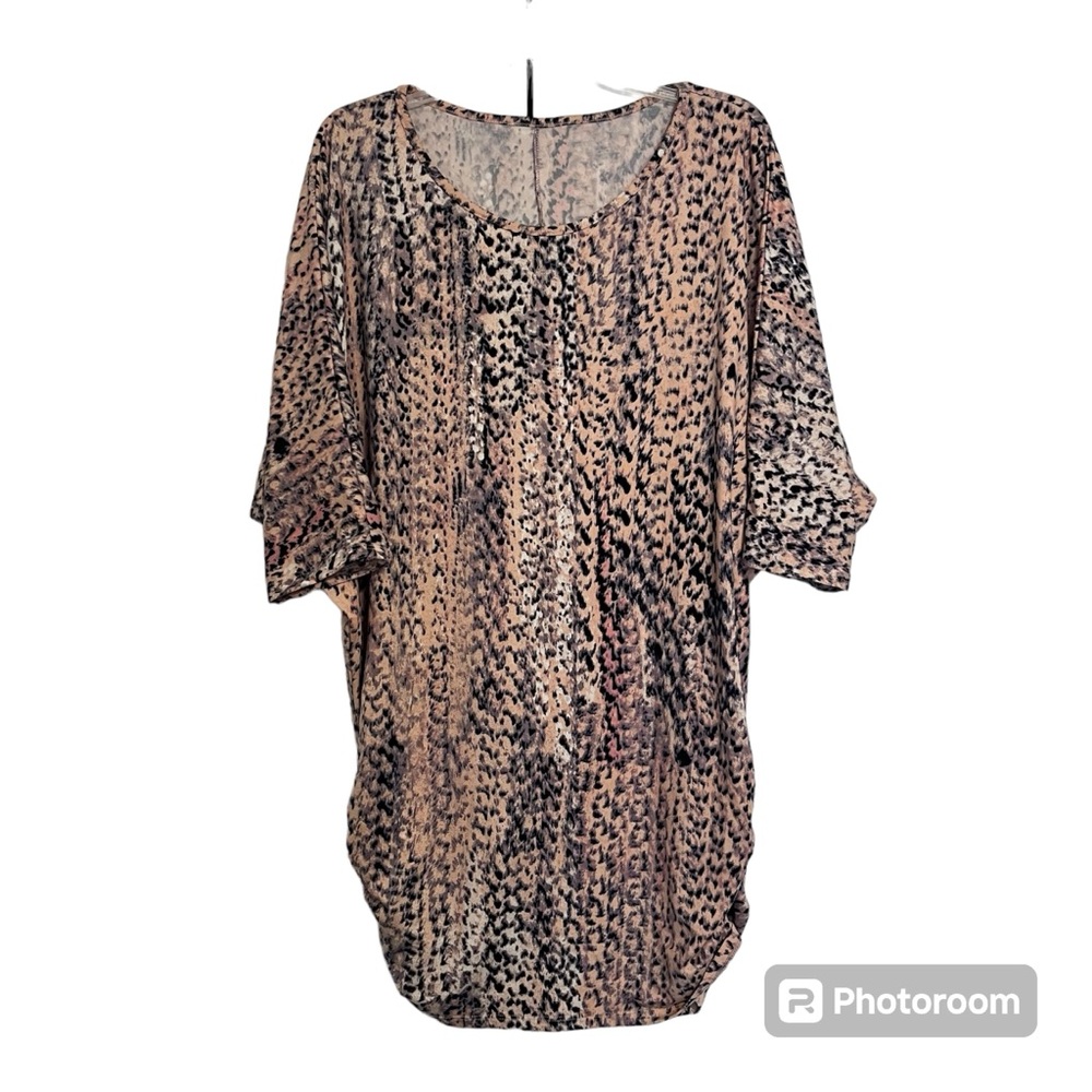 DOUBLJU women’s abstract animal print tunic dress (no size tag)